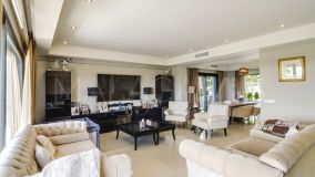 Villa for sale in Lomas de Magna Marbella, Marbella Golden Mile