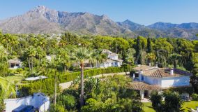 Villa for sale in Rocio de Nagüeles, Marbella Golden Mile