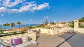 Villa for sale in El Rosario, Marbella Est