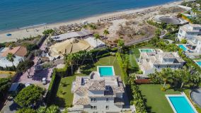 Villa en venta en El Rosario, Marbella Este