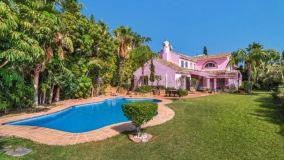 Villa en venta en Benahavis