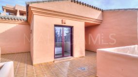 Duplex for sale in Altos del Paraiso, Benahavis