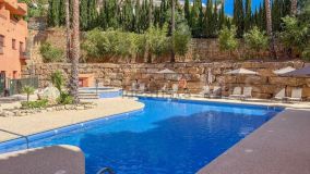 Duplex for sale in Altos del Paraiso, Benahavis