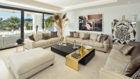 Villa zu verkaufen in Nueva Andalucia, Marbella