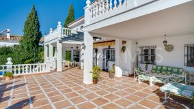 Villa for sale in Valdeolletas, Marbella City