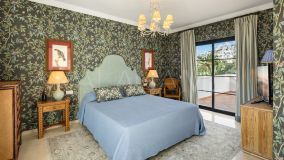 Villa for sale in La Quinta, Benahavis