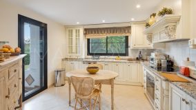 Villa for sale in La Quinta, Benahavis