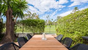 Radhus for sale in Los Naranjos Country Club, Nueva Andalucia