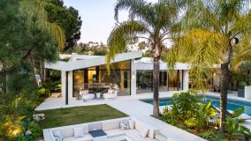 Villa for sale in Hacienda las Chapas, Marbella Öst