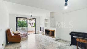 Reihenhaus zu verkaufen in Albayalde, Estepona Ost