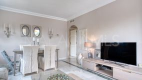 Lägenhet for sale in Los Pinos de Nagüeles, Marbella Golden Mile
