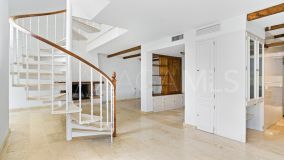 Maison de Ville for sale in Peñablanca, Nueva Andalucia