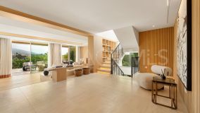 Villa for sale in Nueva Andalucia, Marbella