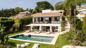 Villa for sale in Nueva Andalucia, Marbella