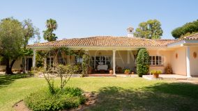 Villa for sale in Paraiso Medio, Estepona Öst