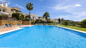 Adosado en venta en Los Arqueros, Benahavis
