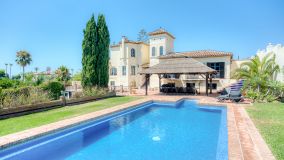 Villa for sale in Estepona Hills, Altos de Estepona
