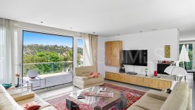Villa for sale in Los Arqueros, Benahavis