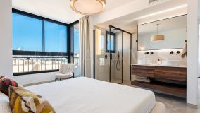 Ático en venta en Playa de la Fontanilla, Marbella Ciudad