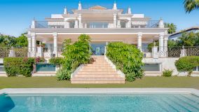 Villa for sale in Los Flamingos, Benahavis