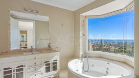 Villa for sale in Los Flamingos, Benahavis