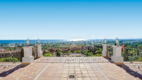 Villa for sale in Los Flamingos, Benahavis