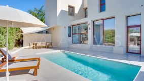 Town House for sale in Cancelada, Estepona East