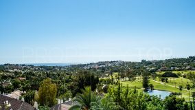 Apartment for sale in Las Brisas with 4 bedrooms
