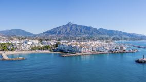For sale 3 bedrooms apartment in Marbella - Puerto Banus