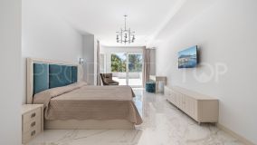 Apartamento en venta de 3 dormitorios en Marbella - Puerto Banus