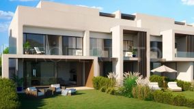 Magnificent front-line townhouses on San Roque Golf