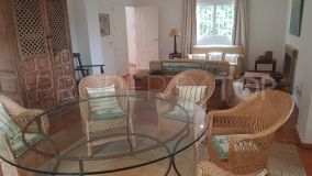 Villa for sale in Zona F