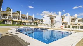 Nicely refurbished townhouse in gated community with pools and parking between El Coto and Las Lagunas de Mijas