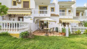 Nice townhouse in gated community with pools and parking between El Coto and Las Lagunas de Mijas