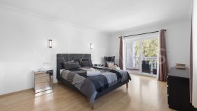 Villa for sale in Cerros del Aguila, Mijas Costa