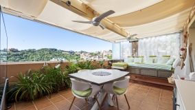 Ático en venta en La Mairena, Marbella Este