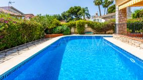 Villa for sale in Benalmadena Costa