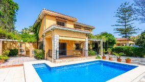 Villa for sale in Benalmadena Costa