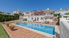 Villa for sale in Las Farolas, Mijas Costa