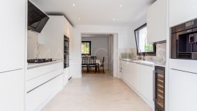 Villa zu verkaufen in Hacienda las Chapas, Marbella Ost