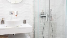 Apartment for sale in Marbella East