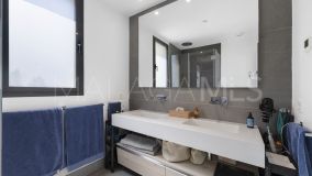 Ground Floor Apartment for sale in Cabopino, Marbella East