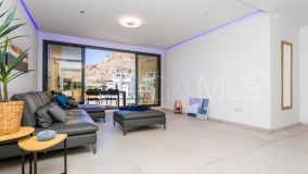 Penthouse for sale in La Quinta, Benahavis