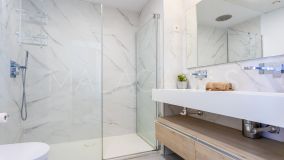 Penthouse for sale in La Quinta, Benahavis