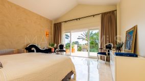 Villa for sale in El Rosario, Marbella Est