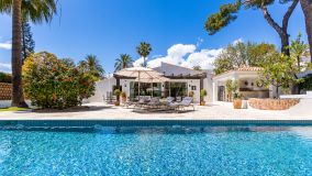 Villa for sale in Los Monteros, Marbella East