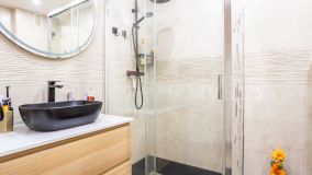 Wohnung zu verkaufen in Cabopino, Marbella Ost