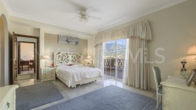 Villa for sale in Sierrezuela, Mijas Costa