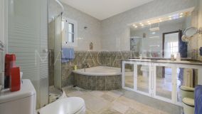 Villa for sale in Sierrezuela, Mijas Costa