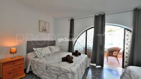 Se vende villa en Costabella con 4 dormitorios